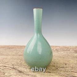 10.6Chinese Old Porcelain Song Dynasty Ru Kiln Long Necked Vase