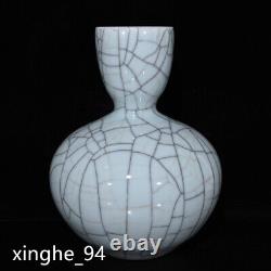 11.4 Chinese old Qing dynasty Porcelain ge kiln White glaze open slice vase