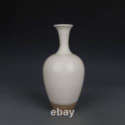 11.662.8 Collection Chinese Tang Porcelain Xing Kiln Flower Vase