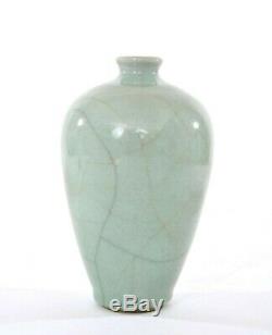 1900's Chinese Gu Guan Ge Type Celadon Crackle Glaze Porcelain Bottle Vase