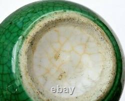 1900s Chinese Green Crackle Monochrome Ge Guan Type Chocolate Rim Porcelain Vase