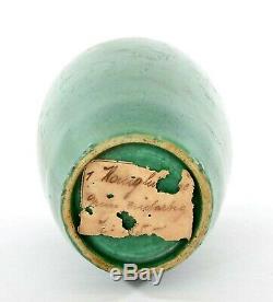 19th Century Chinese Apple Green Crackle Glaze Monochrome Porcelain Vase