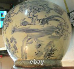 20 ANTIQUE Chinese PORCELAIN QING DYNASTY Blue and white birds VASE