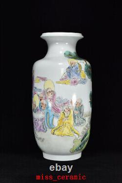 22 Antique Chinese Porcelain qing dynasty famille rose 18 saints arhats Vase