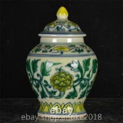 5.6 Old Chinese Chenghua Dynasty Doucai Porcelain Flower General Lid Jar Pair