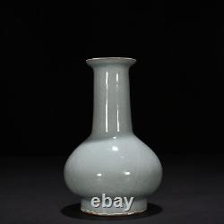 7.1 Antique Chinese Porcelain song dynasty guan kiln cyan glaze Ice crack Vase