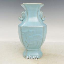 7.3 Chinese Porcelain Song dynasty ru kiln QingLiangSi mark cyan Ice crack Vase