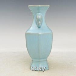 7.3 Chinese Porcelain Song dynasty ru kiln QingLiangSi mark cyan Ice crack Vase