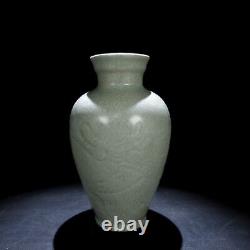 8.1 Old Chinese Porcelain Song dynasty ru kiln cyan glaze Ice crack dragon Vase