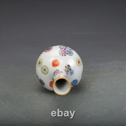 8.743.1 Collection Chinese Qing Famille Rose Porcelain Flower Vase