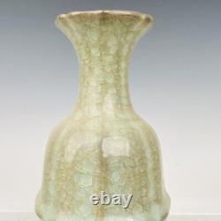 8.8 Antique Chinese Porcelain Song dynasty guan kiln cyan glaze Ice crack Vase