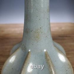 8.9 Chinese Antique Porcelain Song dynasty ru kiln cyan glaze Ice crack Vase