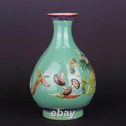 9.3 Collect Chinese Qing Porcelain Basso-relievo Cabbage Insect Mantis Vase