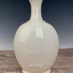 9.45 Chinese Porcelain Handmade Exquisite Vase