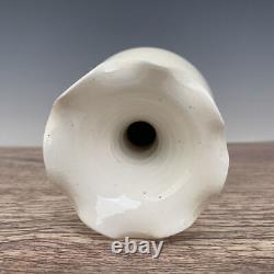 9.45 Chinese Porcelain Handmade Exquisite Vase