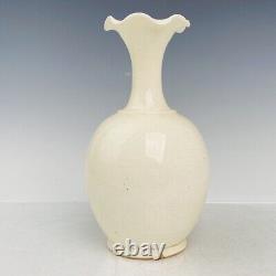 9.5 Old Antique Chinese Porcelain dynasty xing kiln White glaze lace Vase