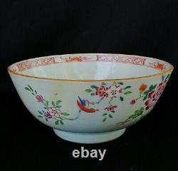 A CHINESE 18th C. EXPORT PORCELAIN BOWL