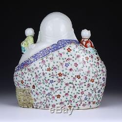 A Chinese Antique Famille Rose Porcelain Buddha, Minguo Period