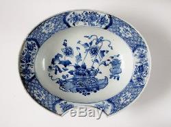 A Chinese export porcelain Qianlong Ch' ien Lung Barber shaving bleeding bowl