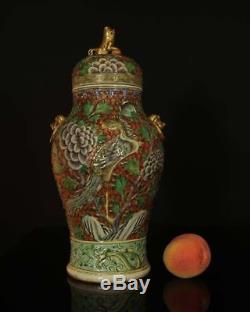 A EXCEPTIONAL antique CHINESE CANTONESE PORCELAIN RELIEF PHOENIX VASE 19TH