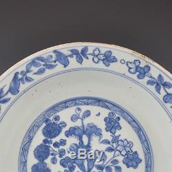 A Large Chinese Porcelain 16Th Century Blue & White Ming Charger