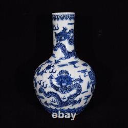 A Pair Beautiful Chinese Hand Painting Blue&white Porcelain Dragon Vase