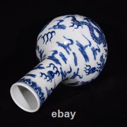 A Pair Beautiful Chinese Hand Painting Blue&white Porcelain Dragon Vase