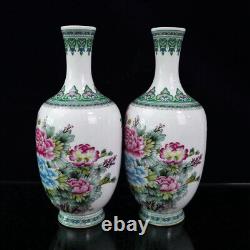 A Pair Chinese Pastel Porcelain HandPainted Exquisite Flowers&Plants Vase 20911