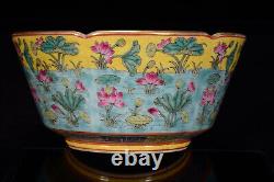 A Pair Fine Collectable Art Handmade Famille Rose Porcelain Flowers Plants Bowl