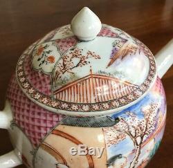 An Antique Chinese Export Porcelain Teapot, Qing, 18th Century, 13cm High