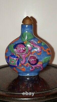 Antique Chinese 19th century enameled porcelain snuff bottle signed Qing Dynasty