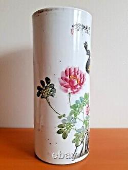 Antique Chinese Famille Rose Porcelain Hat Stand Vase