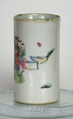 Antique Chinese Hand Painted Porcelain Small Brush or Desk Item Holder
