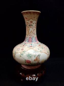Antique Chinese Late Qing famille rose Bird and Flowers porcelain bottle vase