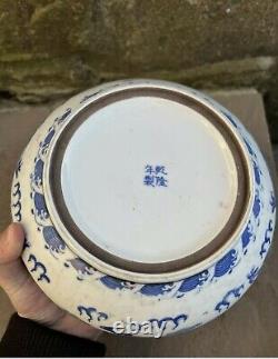 Antique Chinese Porcelain Blue &White 5 Clawed Dragon Bowl 4 Character Mark