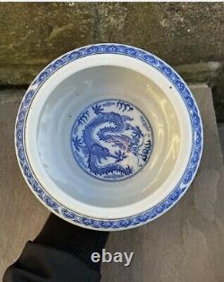 Antique Chinese Porcelain Blue &White 5 Clawed Dragon Bowl 4 Character Mark