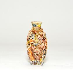 Antique Chinese Qing Famille Rose 18 Immortal Porcelain Snuff Bottle