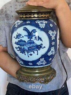 Antique Chinese blue &white Kangxi Period Porcelain Jar as Lamp