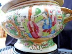 Antique Chinese export famille rose medallion porcelain tureen