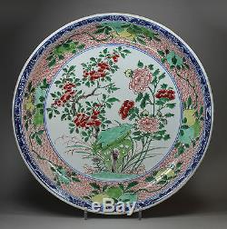Antique Chinese porcelain famille verte dish, early Kangxi (1662-1722)