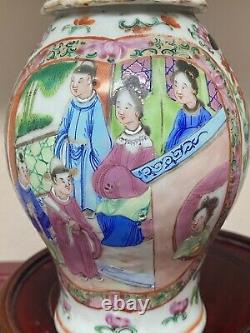 Antique Chinese rose medallion porcelain vase