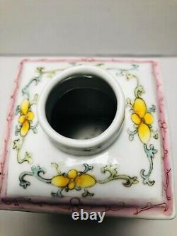 Antique Rare Chinese Republic Period Porcelain Famille Rose Jar
