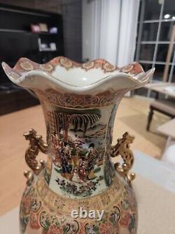 Antique Vintage Asian Chinese Oriental Temple Vase Urn Porcelain Ceramic 24