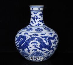 Beautiful Chinese Hand Painting Blue&white Porcelain Dragon Globular Shape Vase