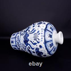 Beautiful Chinese Hand Painting Blue&white Porcelain Fish Mei Vase