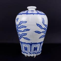 Beautiful Chinese Hand Painting Blue&white Porcelain Flowers Plants Mei Vase