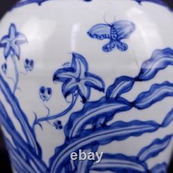 Beautiful Chinese Hand Painting Blue&white Porcelain Flowers Plants Mei Vase