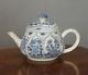 Blue Chrysanthemum Chinese Shipwreck Porcelain Tea Pot And Cover Kangxi C1660