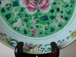 C. 18th Antique Chinese Qianlong Famille Rose Porcelain Pre Bencharong Dish