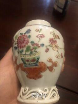 Chinese Antique Export Porcelain 18th Century Floral Pattern